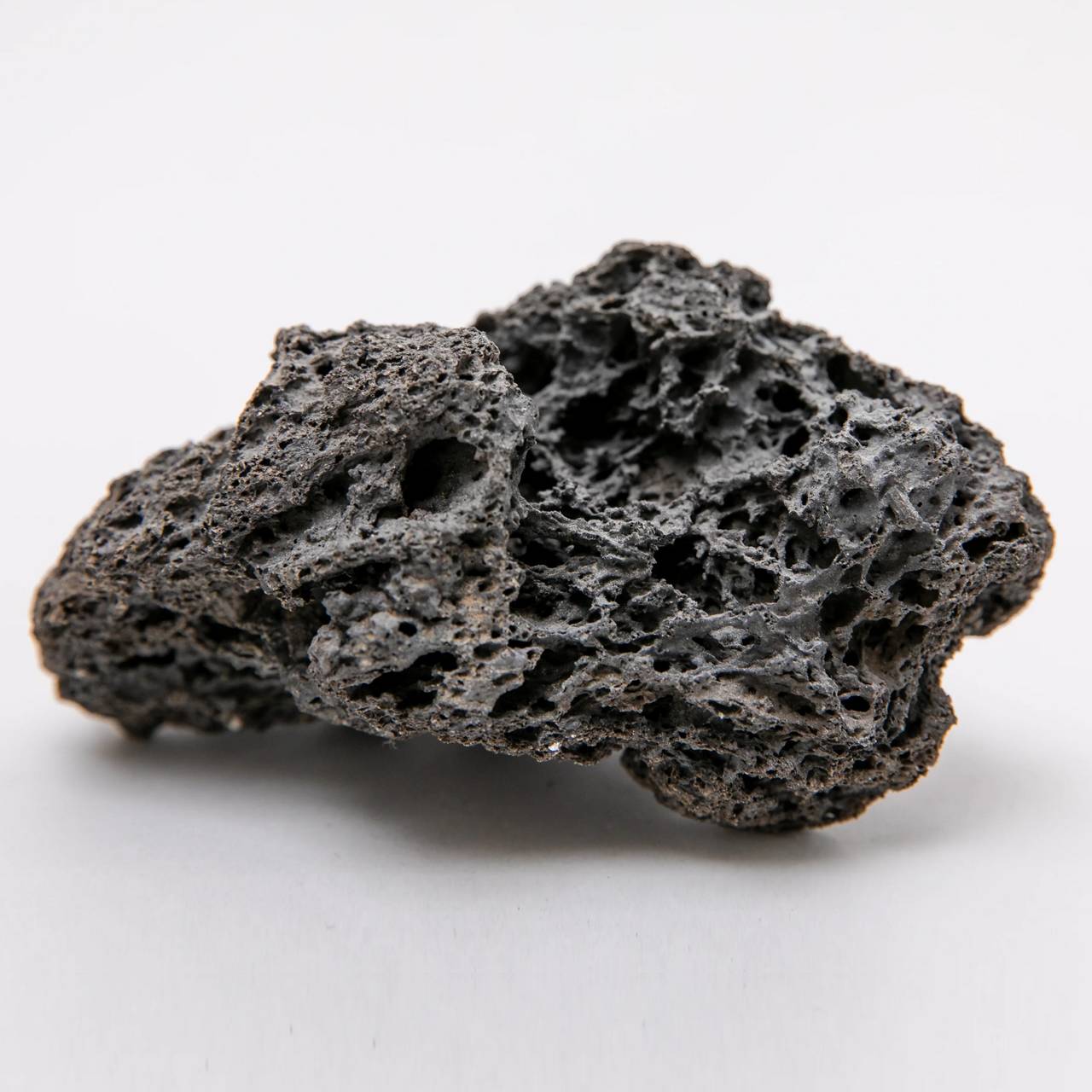 Необработанный Лавовый камень Необработанный Лавовый камень, фото