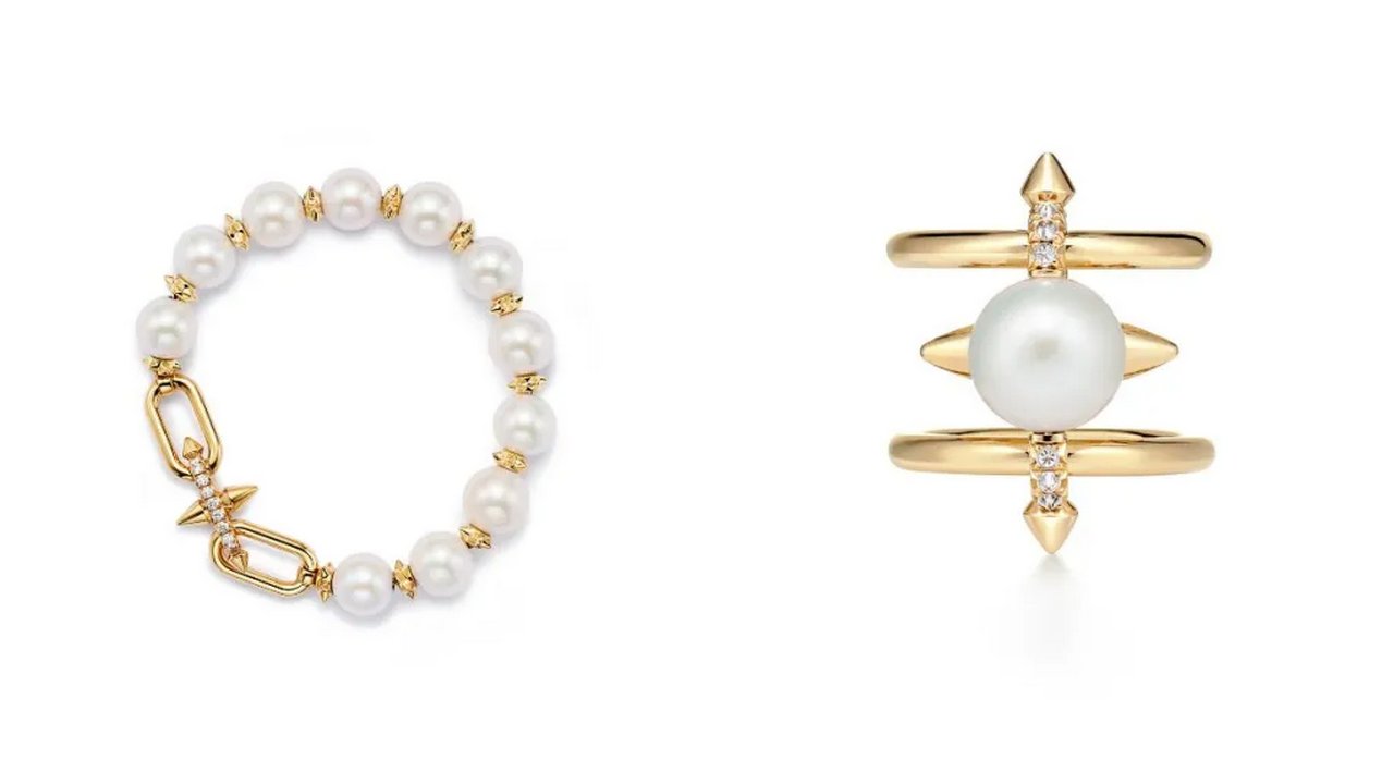 Изделия украшены сверкающим пресноводным жемчугом и 18-каратным золотом Изделия украшены сверкающим пресноводным жемчугом и 18-каратным золотом, фото