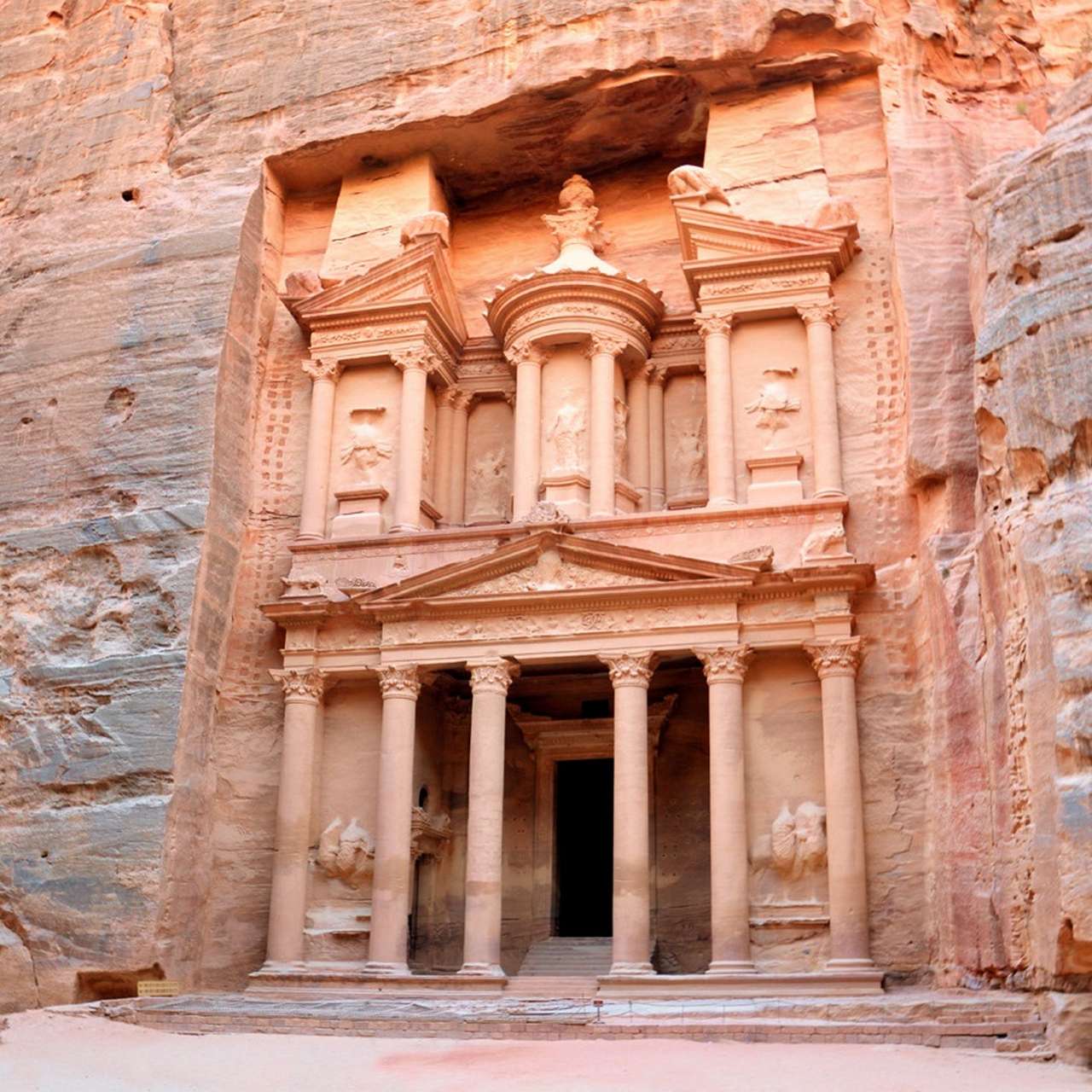 Древний город набатеев Петра из Известняка Древний город набатеев Петра из Известняка, фото