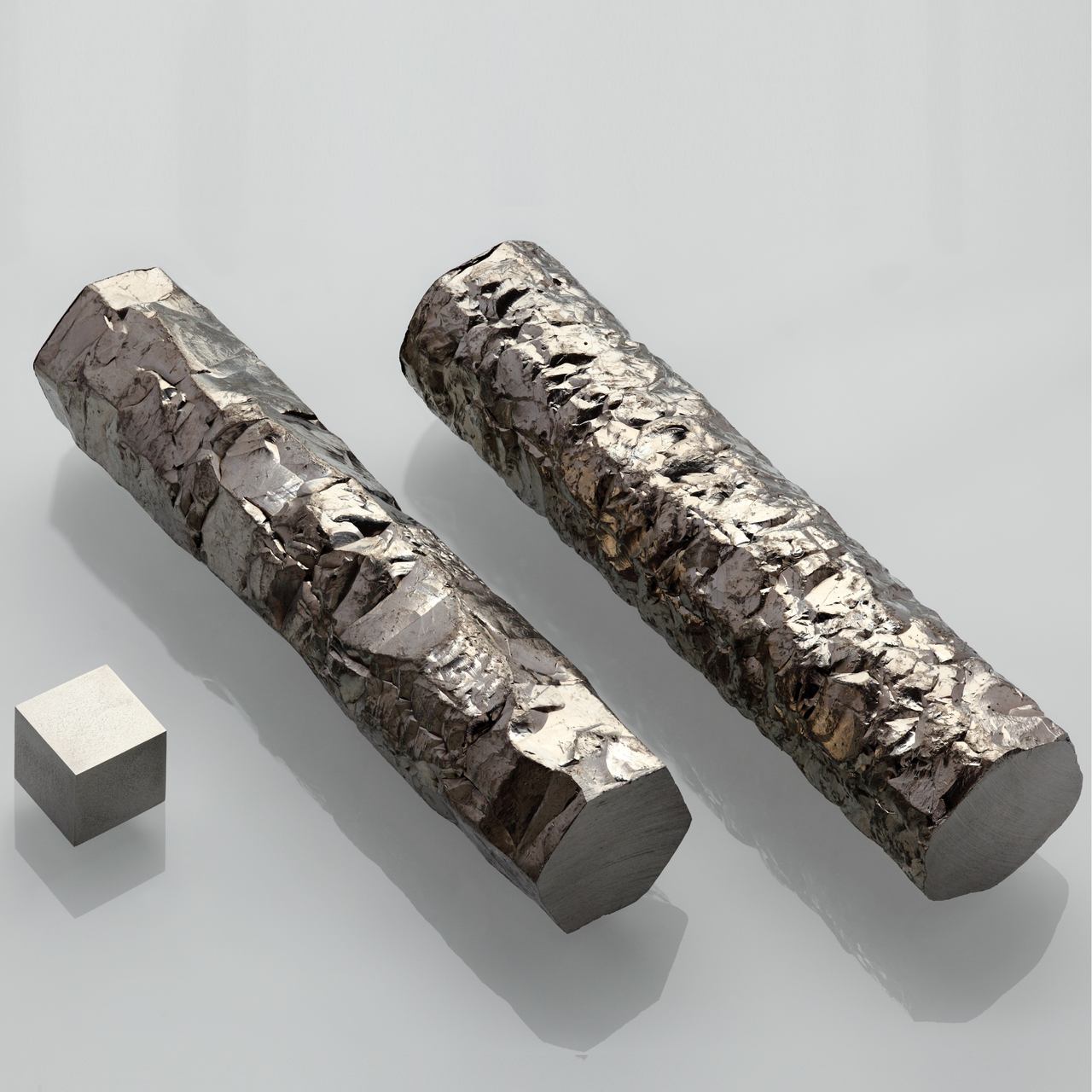 Метал Цирконий Метал Цирконий, фото